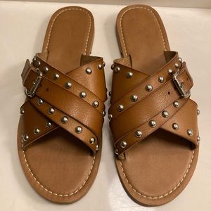 Universal Thread Sandals Size 9